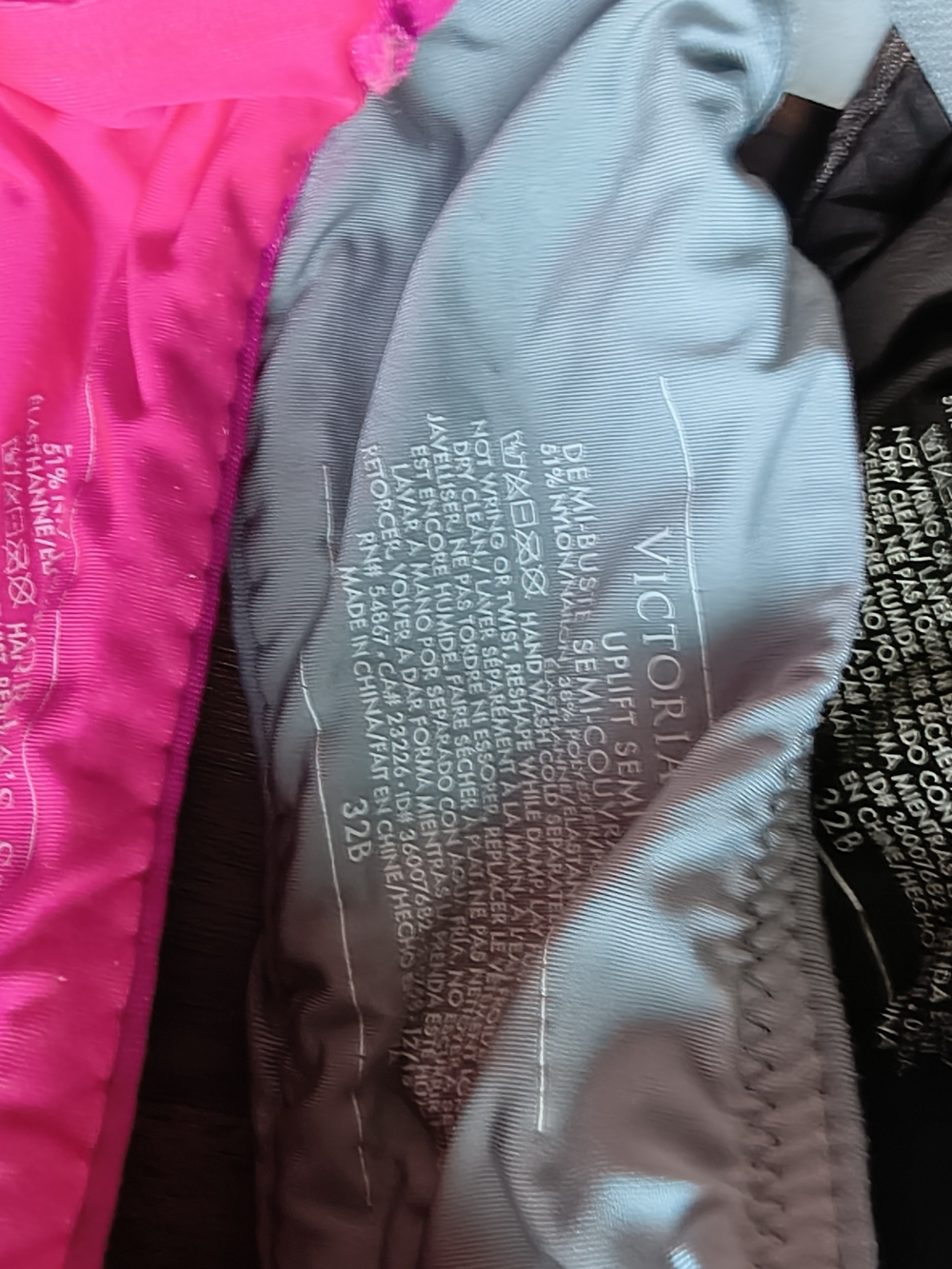 Victoria's Secret 32B Women’s Bras and Lace Bustier bundle - Picture 14 of 15